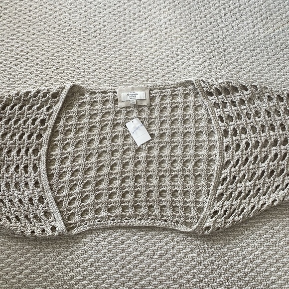 Abercrombie & Fitch 100% Cotton Cream Crochet Shrug (M/L) - Picture 2 of 4